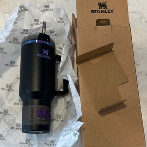 Stanley Black Chroma Quencher Tumbler 40 oz new with tags and box